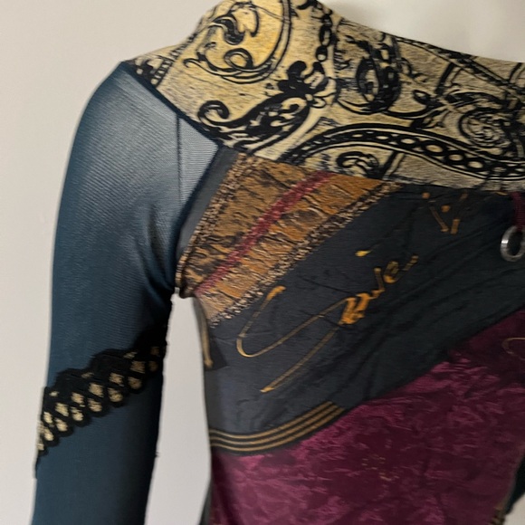 Gorgeous Save The Queen Top made in Italy - Picture 6 of 12